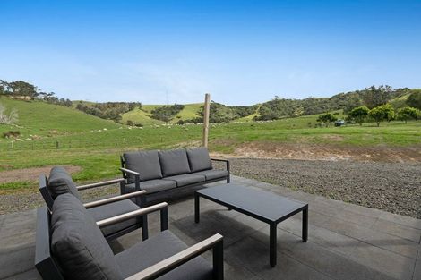 Photo of property in 346 Inland Road, Helensville, 0875