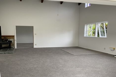 Photo of property in 1/10 Springbank Lane, Te Atatu Peninsula, Auckland, 0610