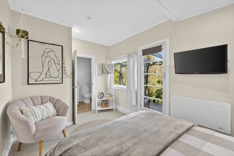 Photo of property in 47 Ranui Crescent, Diamond Harbour,  8971
