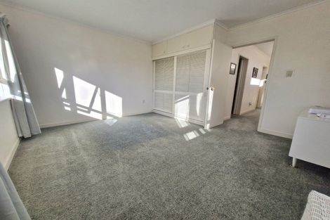 Photo of property in 542 South Titirangi Road, Titirangi, Auckland, 0604