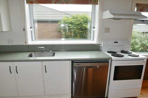 Photo of property in 35 Hillier Place, Spreydon, Christchurch, 8024