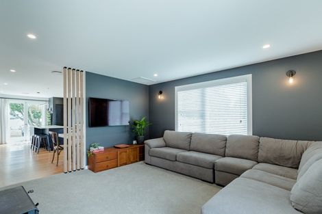 Photo of property in 63 Taylor Street, Cambridge, 3434