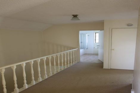 Photo of property in 1/16 Trafalgar Road, Milford, Auckland, 0620