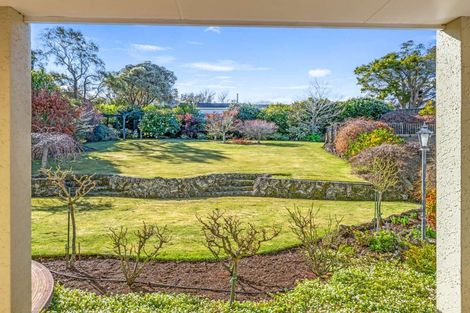 Photo of property in 84 Great North Road, Saint Johns Hill, Whanganui, 4500