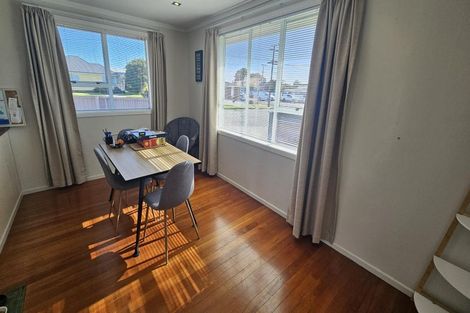 Photo of property in 2 Saxton Road, Upper Vogeltown, New Plymouth, 4310