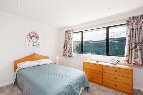 Photo of property in 54 Rosalie Terrace, Kelvin Grove, Palmerston North, 4414