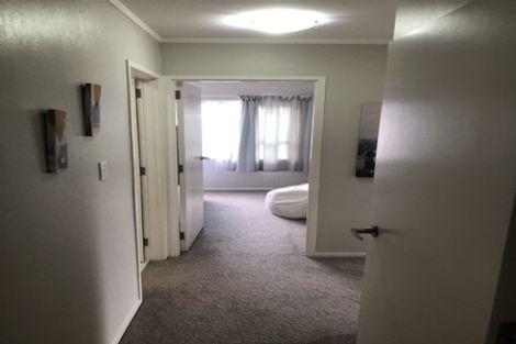Photo of property in 4 Four Trees, Cockle Bay, Auckland, 2014