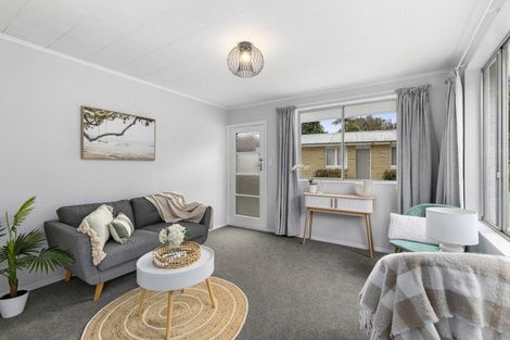 Photo of property in 1/1171 Fergusson Drive, Clouston Park, Upper Hutt, 5018