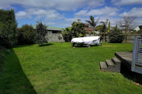 Photo of property in 43a Moire Road, Massey, Auckland, 0614