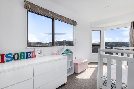 Photo of property in 40 Mercury Way, Whitby, Porirua, 5024