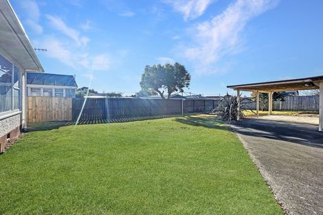 Photo of property in 38 Miro Street, Castlecliff, Whanganui, 4501