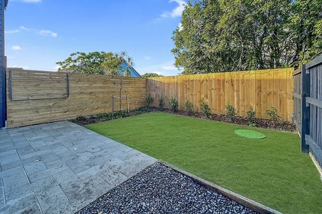 Photo of property in 59 Whati Lane, Henderson, Auckland, 0612