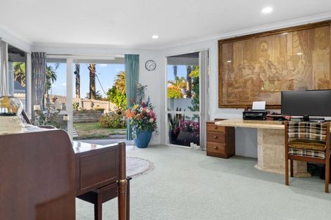 Photo of property in 2 Seychelles Drive, Papamoa Beach, Papamoa, 3118