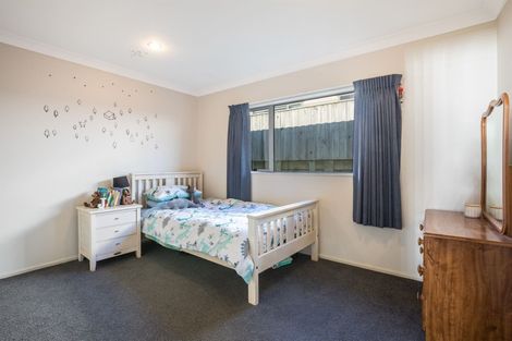 Photo of property in 3 Gennaker Lane, Whitby, Porirua, 5024