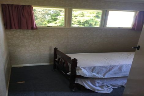 Photo of property in 60 Hogans Road, Glenfield, Auckland, 0629