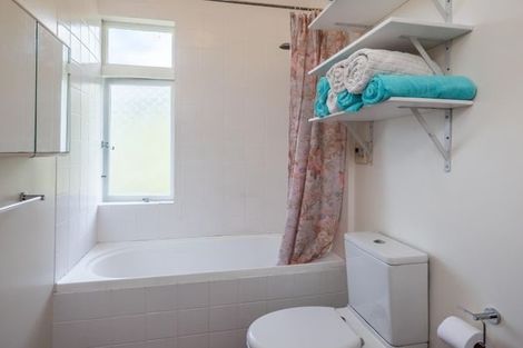 Photo of property in 175 Houghton Bay Road, Houghton Bay, Wellington, 6023