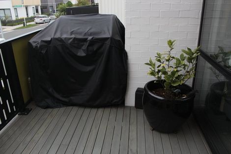 Photo of property in 3 Onekiritea Road, Hobsonville, Auckland, 0616