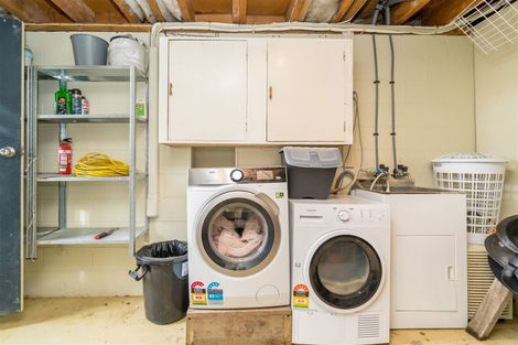 Photo of property in 8 Scott Street, Milton, 9220
