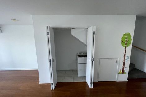 Photo of property in 5/32 Opito Way, East Tamaki, Auckland, 2013
