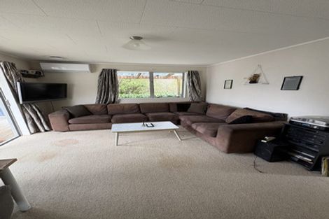 Photo of property in 3 Rongomau Lane, Raumati South, Paraparaumu, 5032