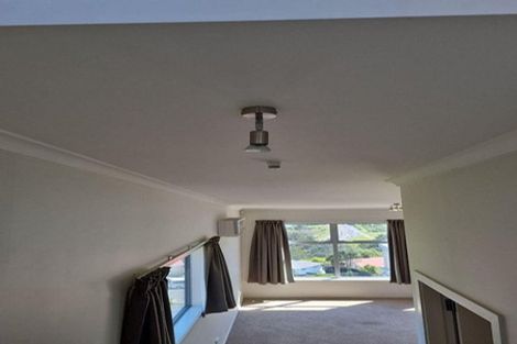 Photo of property in 14a Tobago Crescent, Grenada North, Wellington, 5028
