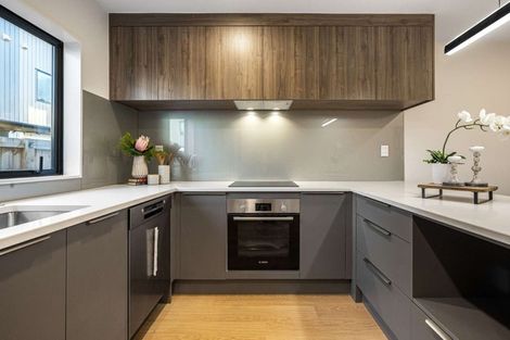 Photo of property in 5/36 Edmonton Road, Henderson, Auckland, 0612