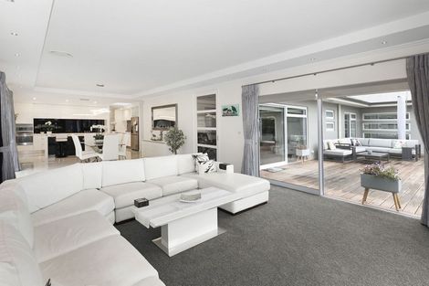 Photo of property in 14 Westburn Place, Prebbleton, 7604