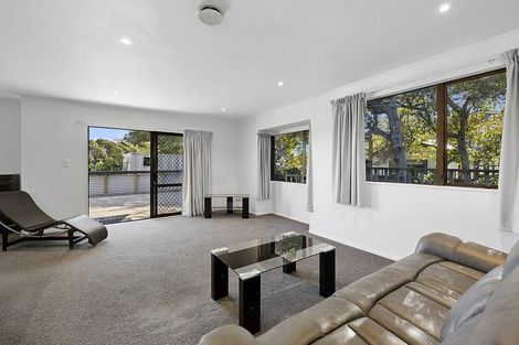 Photo of property in 194 Mangorei Road, Merrilands, New Plymouth, 4312