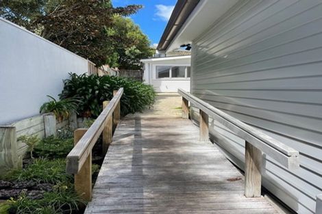 Photo of property in 65 Te Wharau Drive, Greenhithe, Auckland, 0632