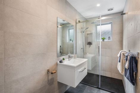 Photo of property in 27 Caesars Place, Churton Park, Wellington, 6037