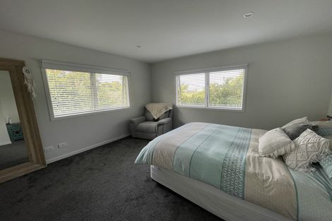 Photo of property in 11a River Road, Te Atatu Peninsula, Auckland, 0610