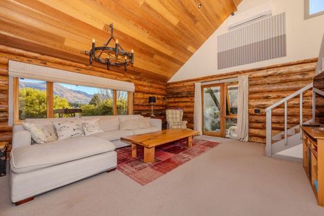 Photo of property in 21 Mount Iron Drive, Wanaka, 9305