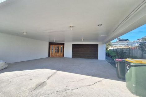 Photo of property in 1/1 Takutai Avenue, Bucklands Beach, Auckland, 2012