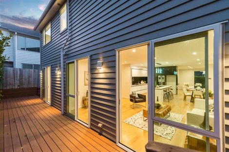 Photo of property in 5 Bridget Court, Red Beach, 0932