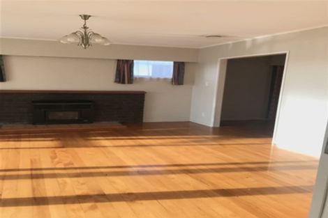 Photo of property in 450 Don Buck Road, Massey, Auckland, 0614