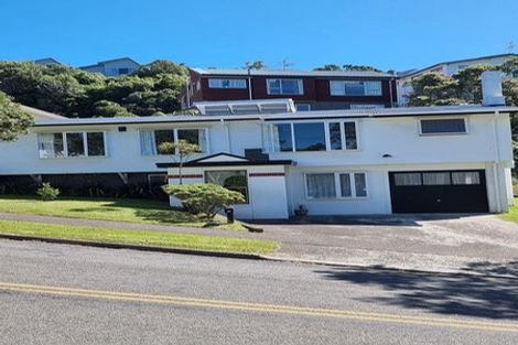 Photo of property in 14 Rajkot Terrace, Broadmeadows, Wellington, 6035