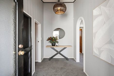 Photo of property in 20 Burn-murdoch Street, St Andrews, Hamilton, 3200