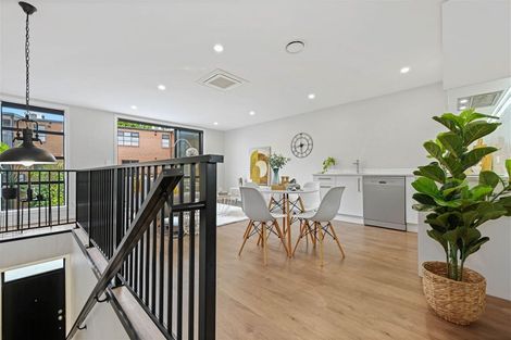 Photo of property in 16 Village Quarter Lane, Frankton, Hamilton, 3204