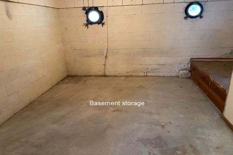 Photo of property in 2/5 Finn Place, Totara Vale, Auckland, 0629