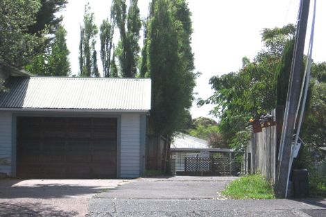 Photo of property in 275 Great North Road, Henderson, Auckland, 0612