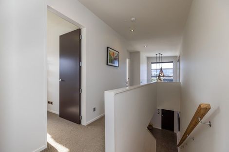 Photo of property in 21 Metzenthin Close, Raumati South, Paraparaumu, 5032