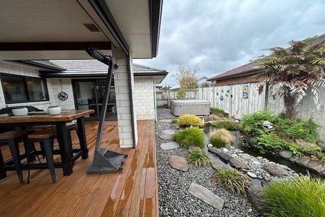 Photo of property in 58 Sandhurst Drive, Papamoa Beach, Papamoa, 3118