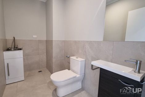 Photo of property in 2/1 Ko Roa Lane, Hobsonville, Auckland, 0616