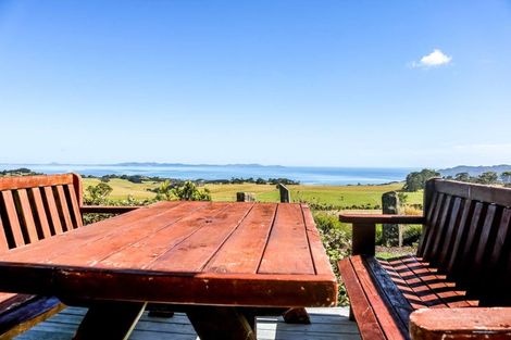 Photo of property in 601 Cable Bay Block Road, Cable Bay, 0420