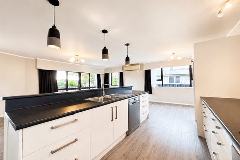 Photo of property in 21 Blomfield Street, Nawton, Hamilton, 3200