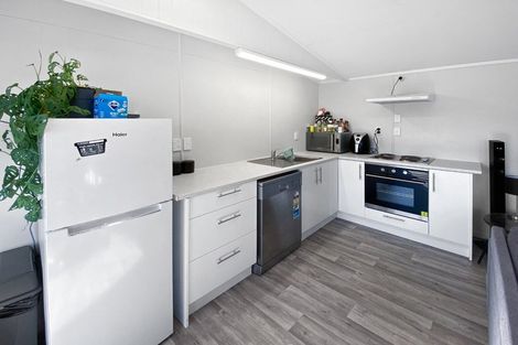 Photo of property in 8 Taupata Street, Castlecliff, Whanganui, 4501