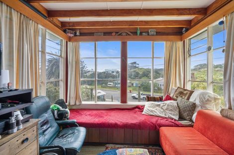 Photo of property in 643 Waitarere Beach Road, Waitarere Beach, Levin, 5510