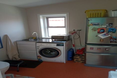 Photo of property in 236 The Esplanade, Island Bay, Wellington, 6023