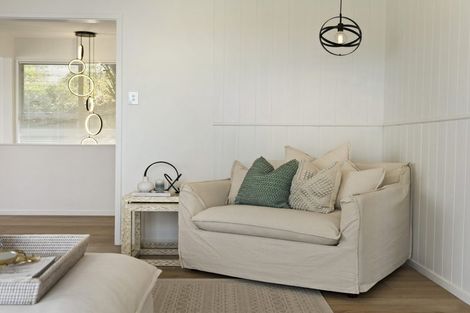 Photo of property in 5 Gallony Avenue, Massey, Auckland, 0614