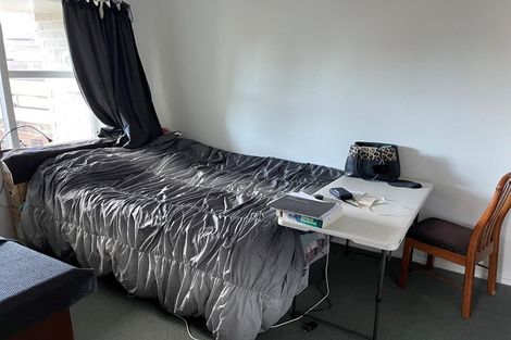 Photo of property in 34 Duchess Place, Maupuia, Wellington, 6022